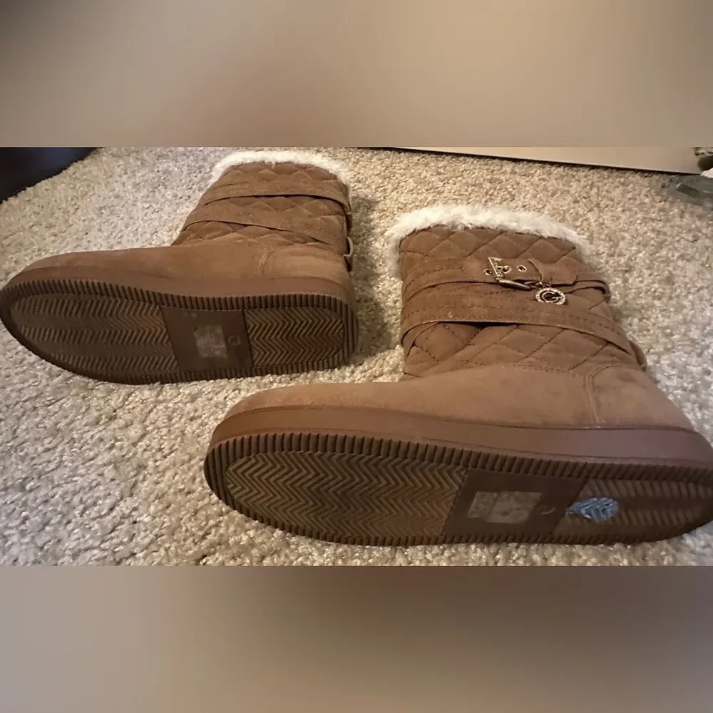 G by Guess Babez Tan Ankle Faux Fur Winter Boots Women's Sz 7.5
